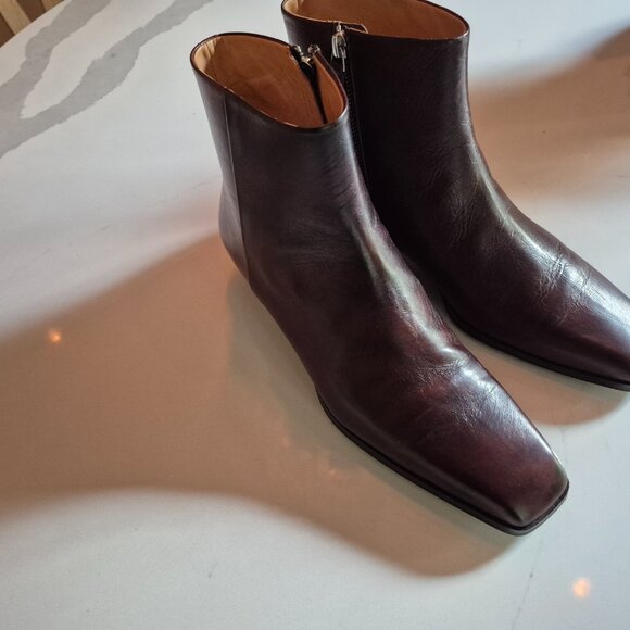 New Banana Republic Burnish Brown Italian Ankle Boots - Picture 2 of 4